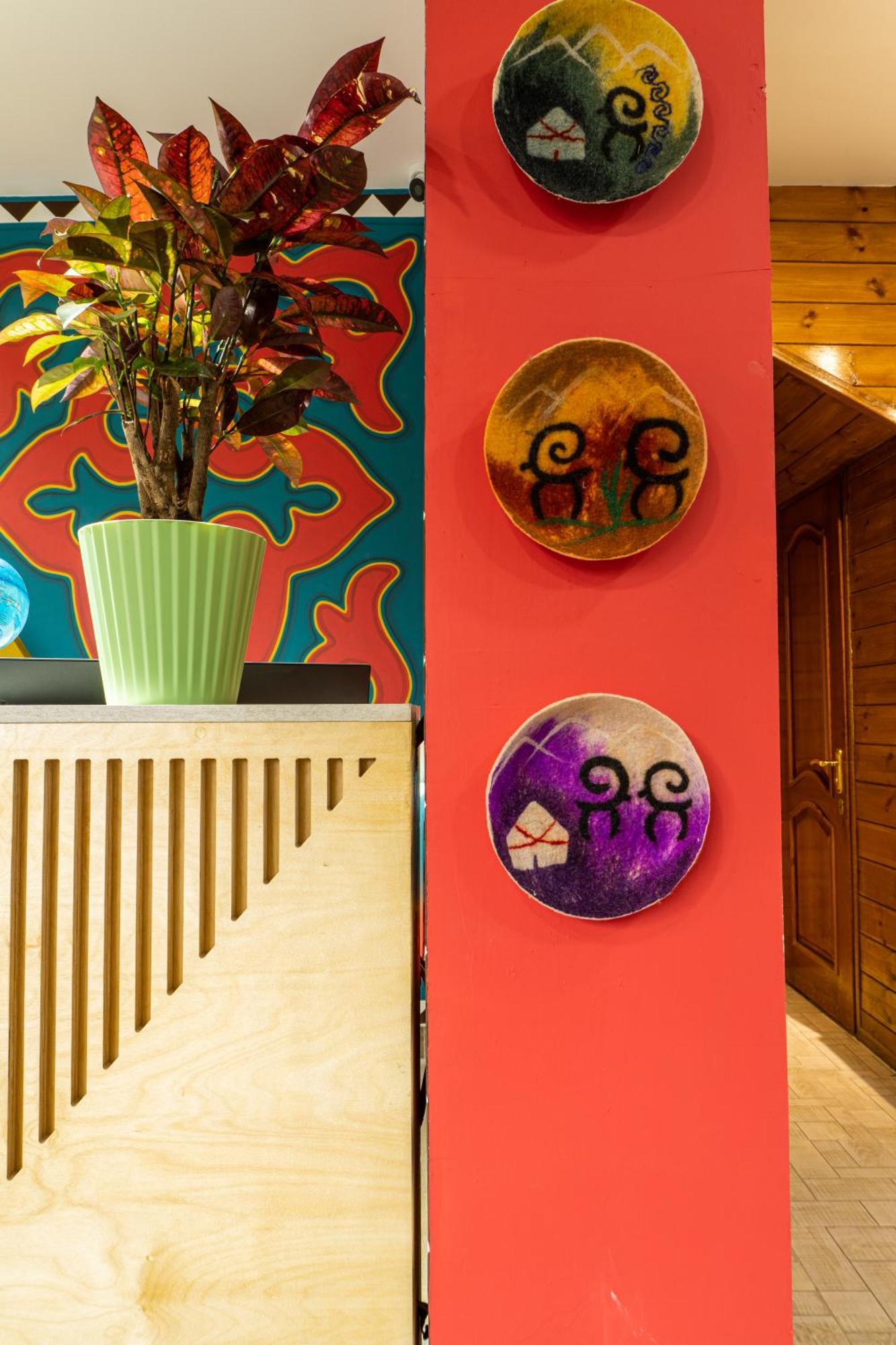 People Hostel & Coworking Bisjkek Eksteriør billede